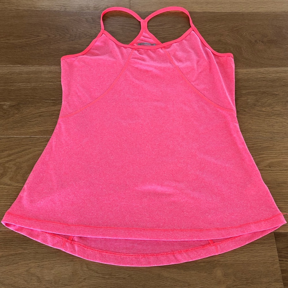 Layer8 Performance Qwuick Dry Racerback Top - Picture 2 of 6